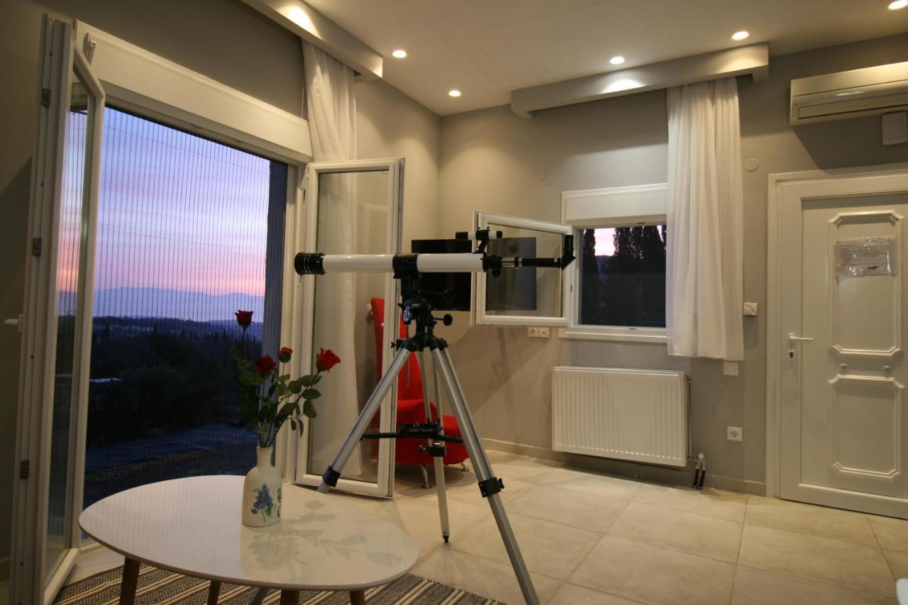 Corfu Luxury Apartment, Tranquility, Mountain & Sea Views *