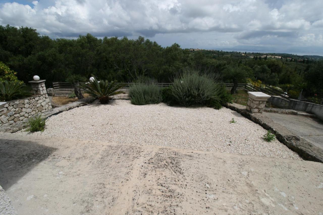 Apartment Corfu Luxury Apartment, Tranquility, Mountain & Sea Views Agios Gordios (Corfu)