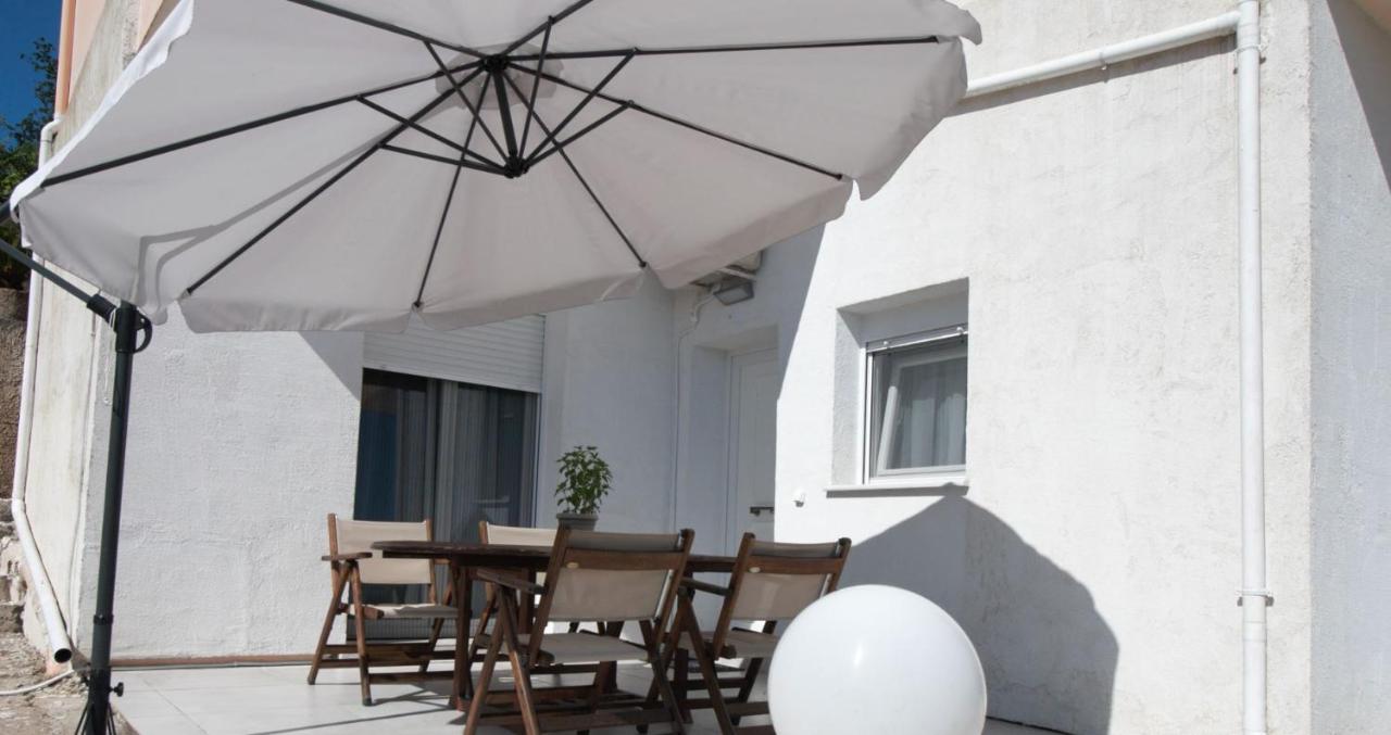 Corfu Luxury Apartment, Tranquility, Mountain & Sea Views *